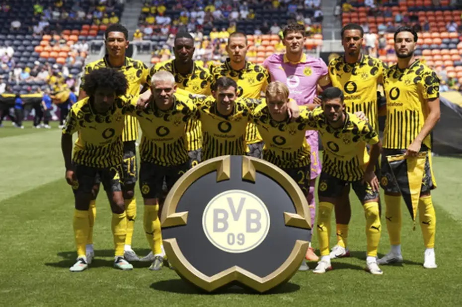 Dünyanın en iyi takımları belli oldu: Galatasaray ve Fenerbahçe arka arkaya sıralandı - 11
