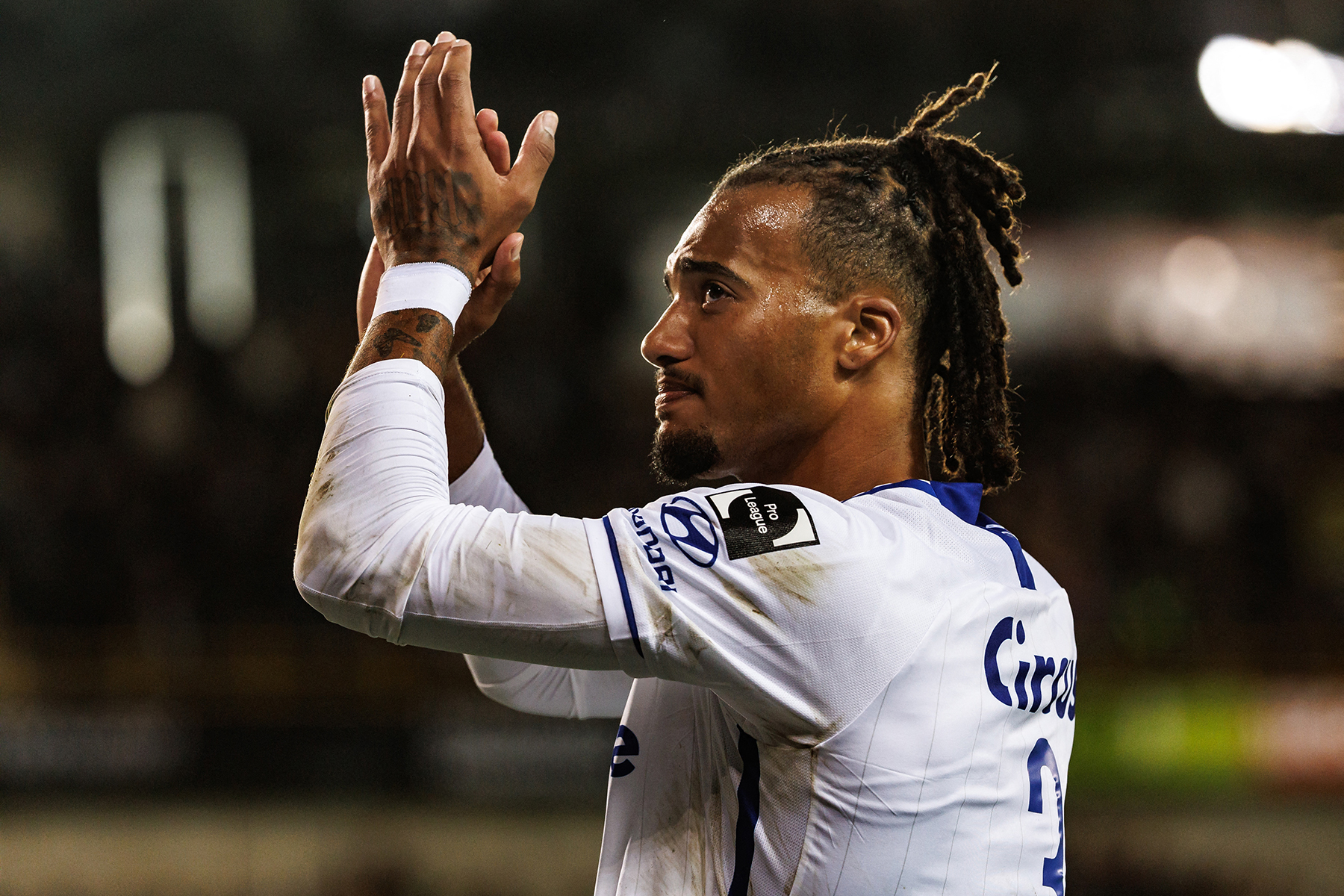 Fenerbahçe Archie Brown transferini bitiriyor: Bonservis bedeli ve anlaşma detayları açıklandı