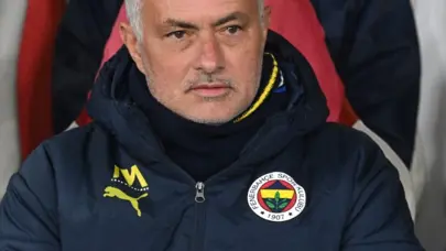 Mourinho'nun istediği oldu: Fenerbahçe'nin yeni transferi İstanbul'a geliyor