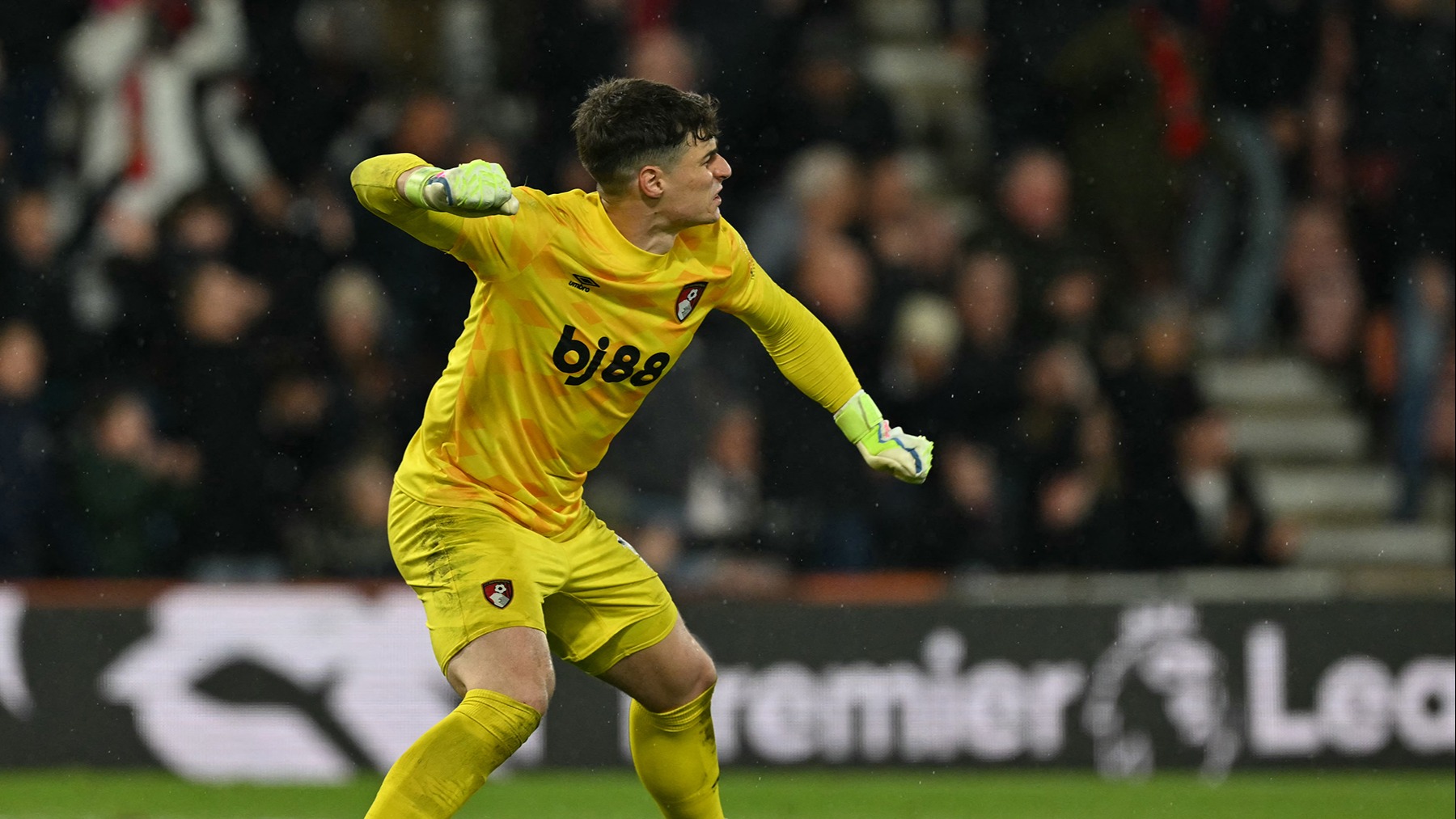 Arsenal tecrübeli eldiveni kadrosuna kattı: 140 Premier Lig maçı var