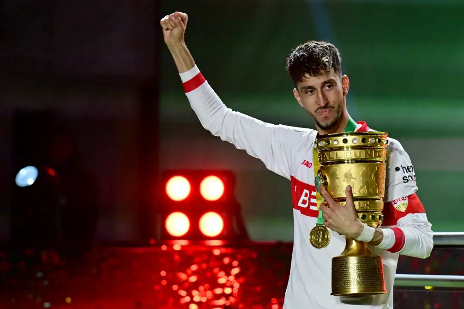 Stuttgart'tan Milli Takım tepkisi: "Oynamayacaksa neden çağırılıyor?" - 4 Stuttgart'tan Milli Takım tepkisi: "Oynamayacaksa neden çağırılıyor?" - 4