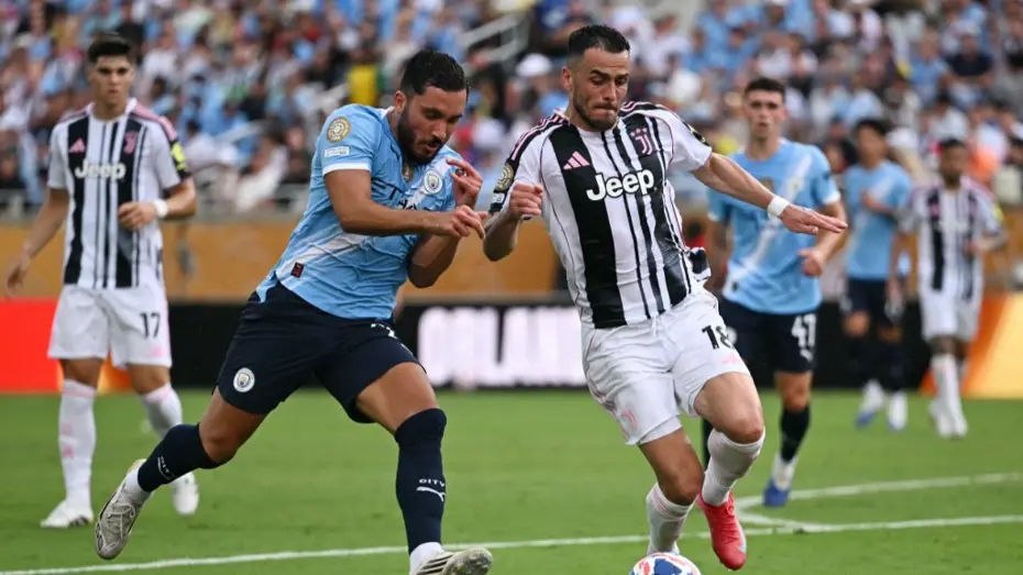 Kostic'in halini görenler şoke olup elini başına götürdü: Herkes Kulüpler Dünya Kupası'nda yaşananı konuşuyor - 2