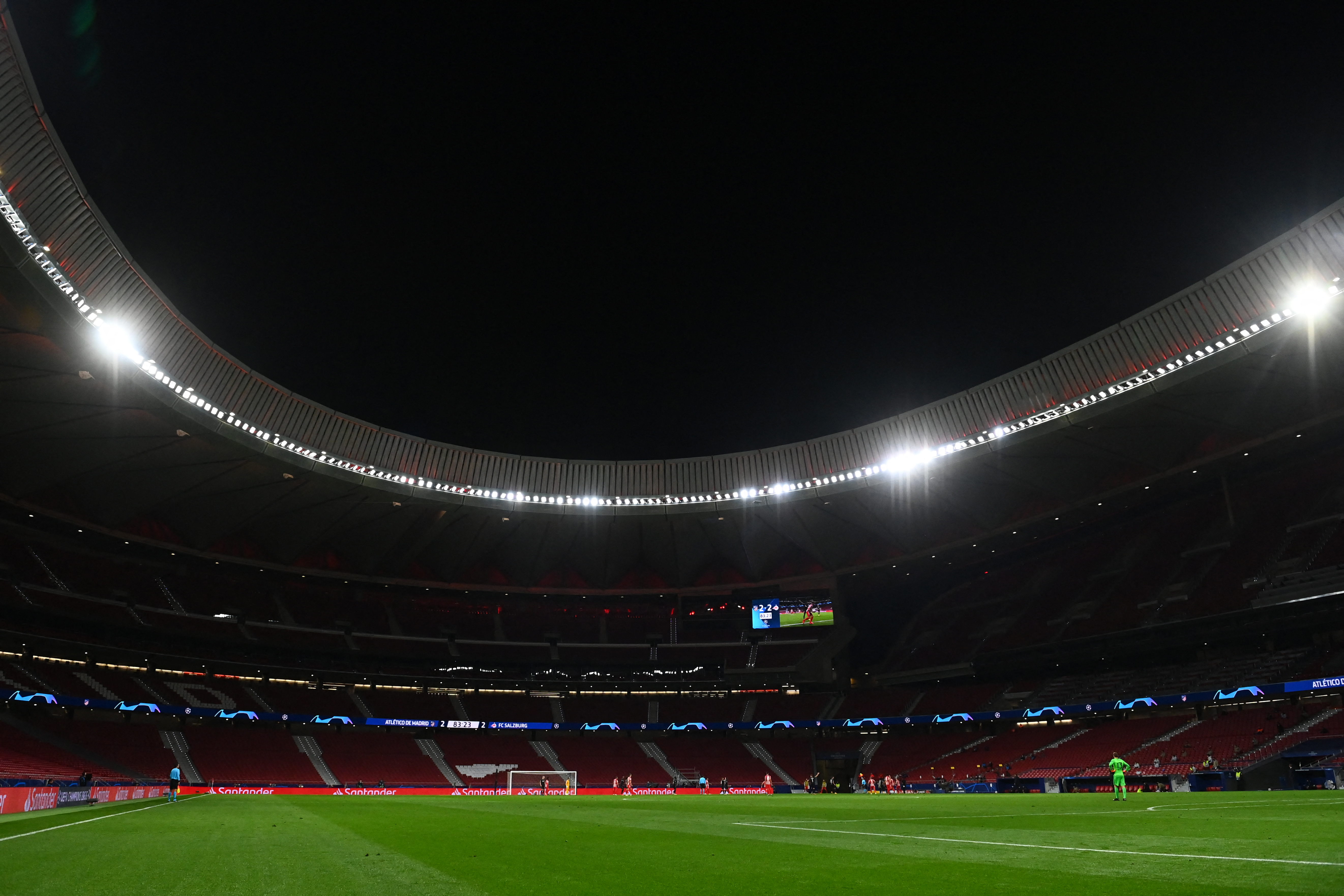 Atletico'nun Stadına Şampiyonlar Ligi Finali: Bakalım Kendi Takımı İçeri Girebilecek mi?