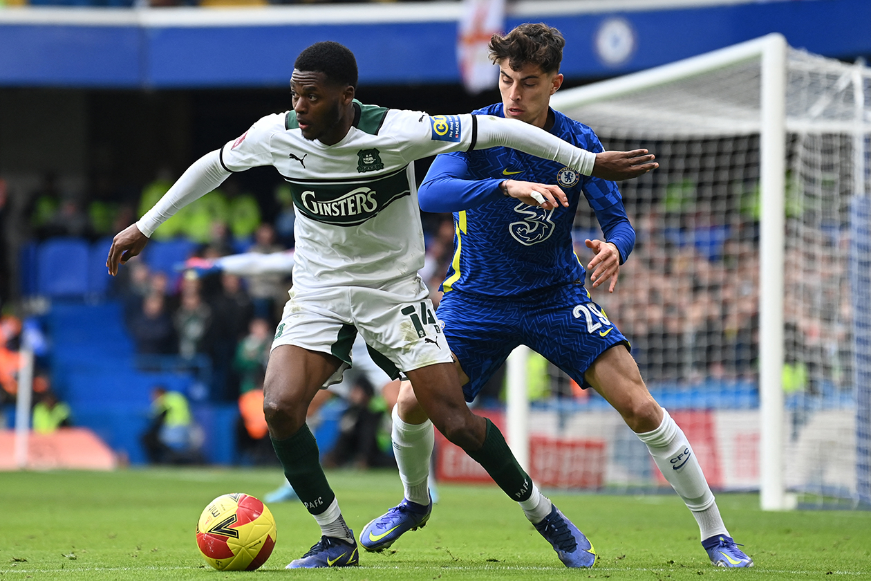 Beşiktaş'ın rakibi maça 1 gün kala kanat transferini duyurdu