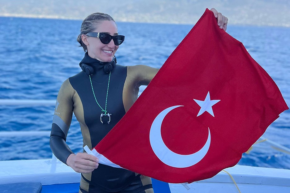Şahika Ercümen'den büyük gurur: 3 altın madalyayla dönüyor