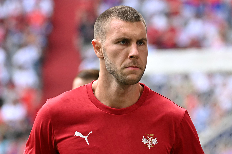 Fenerbahçe'de son dakika: Skriniar sonrası Pavlovic gelişmesi