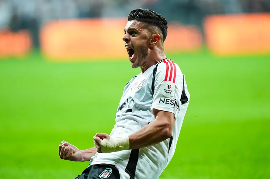 "VAR varsa hakem evden de yönetebilir" | Spor yazarları Beşiktaş için ne dedi? - 4