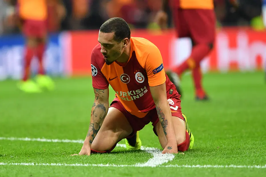 Simon Kjaer, Diego Lugano... Rodrigo Becao herkesi solladı, rekor kırdı - 5