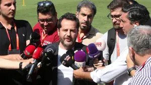 Galatasaray eski futbolcusunun peşinde; tam 7 isim gündemde Galatasaray eski futbolcusunun peşinde; tam 7 isim gündemde
