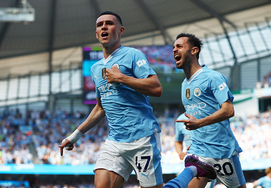 Manchester City şampiyon oldu ve Premier Lig'de bir ilki başardı