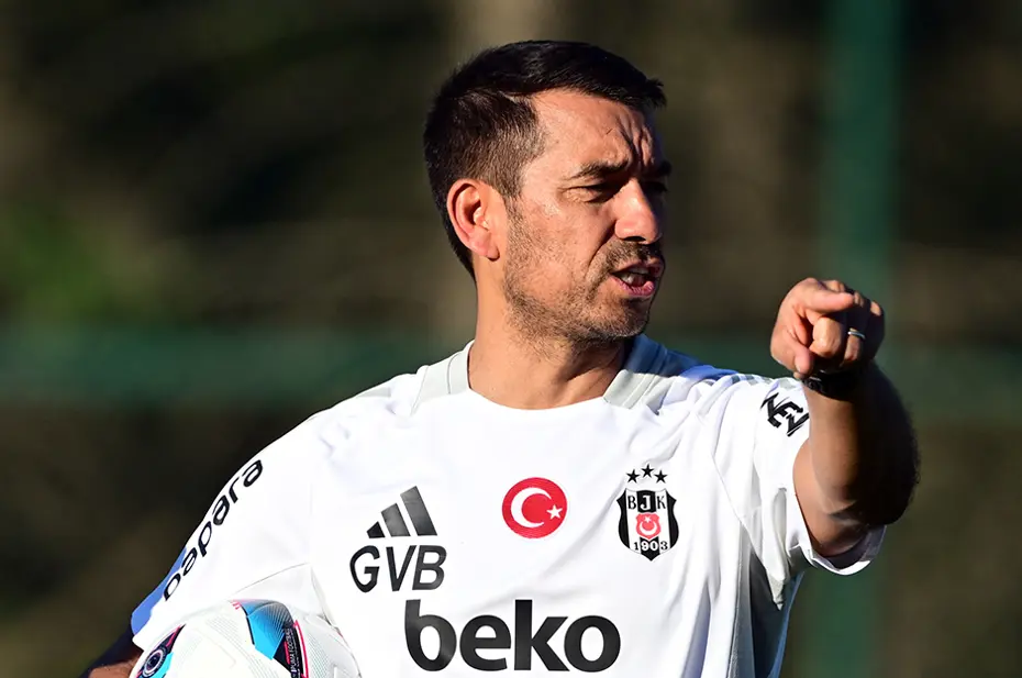 Giovanni van Bronckhorst ve Okan Buruk'tan Süper Kupa yorumu - 8