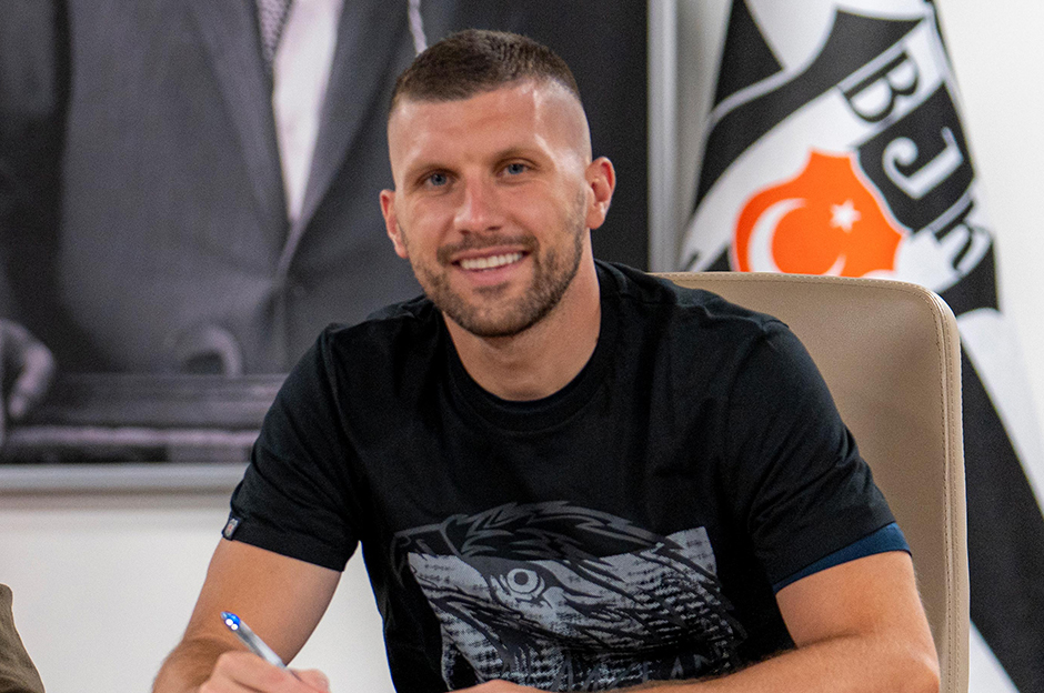 Beşiktaş'ta Ante Rebic gelişmesi