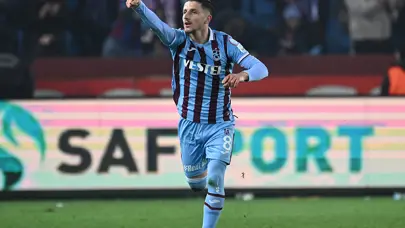 Trabzonspor KAP'a bildirdi: Sözleşmesi feshedildi