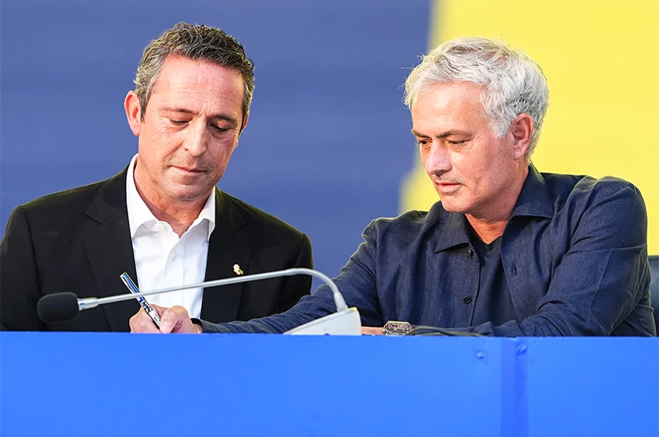 Mourinho'dan büyük kıyım: Fenerbahçe'de 7 futbolcu gönderiliyor - 1