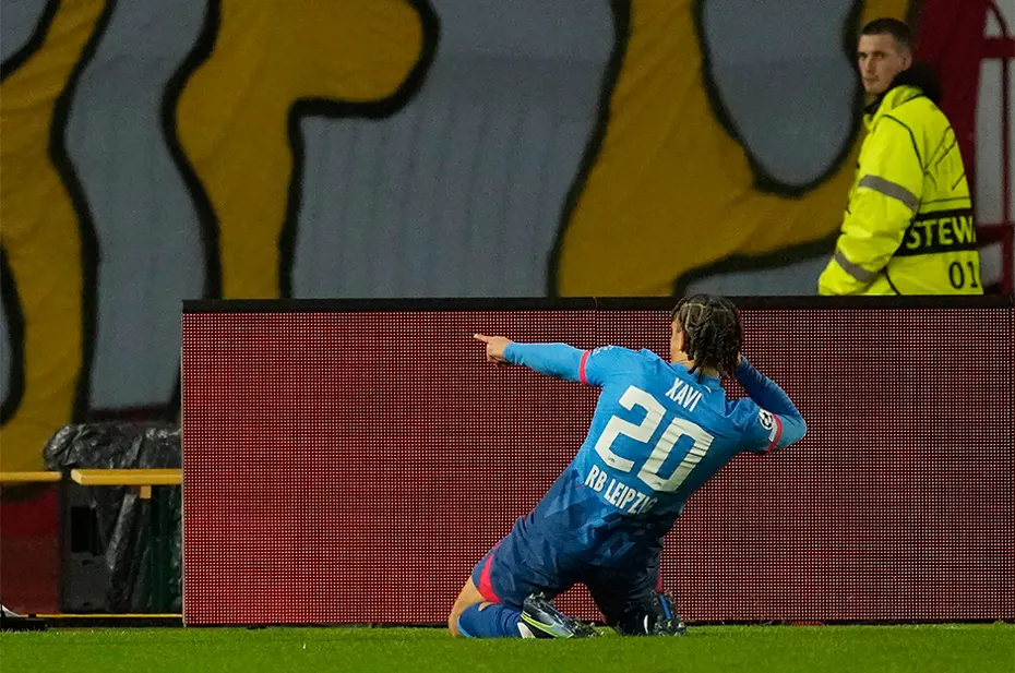 Eren Dinkçi, Sacha Boey, Kim Min-Jae: Bundesliga'da piyasa değerleri güncellendi - 3 Eren Dinkçi, Sacha Boey, Kim Min-Jae: Bundesliga'da piyasa değerleri güncellendi - 3