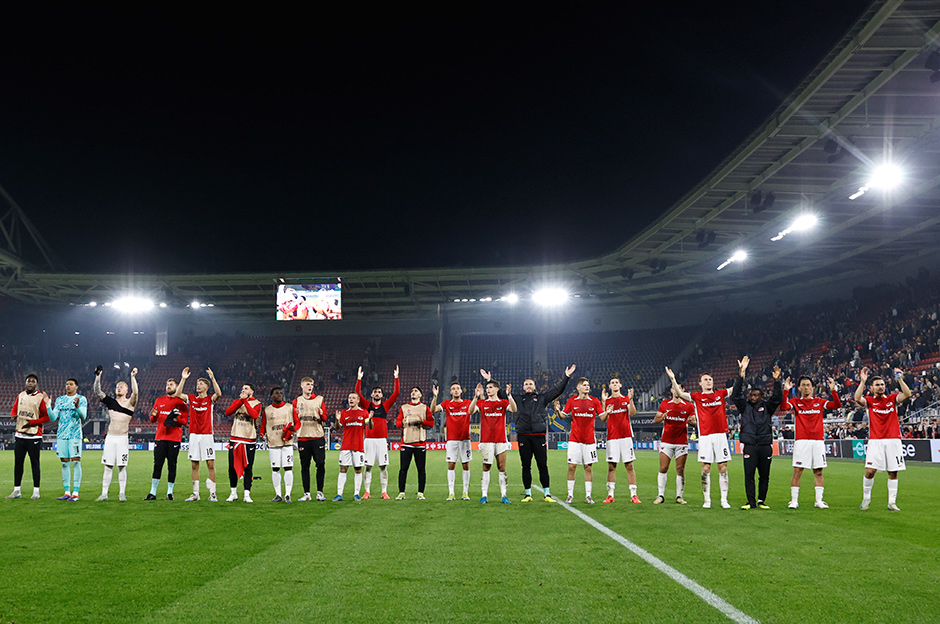 Fenerbahçe'nin rakibi Alkmaar dibe vurdu