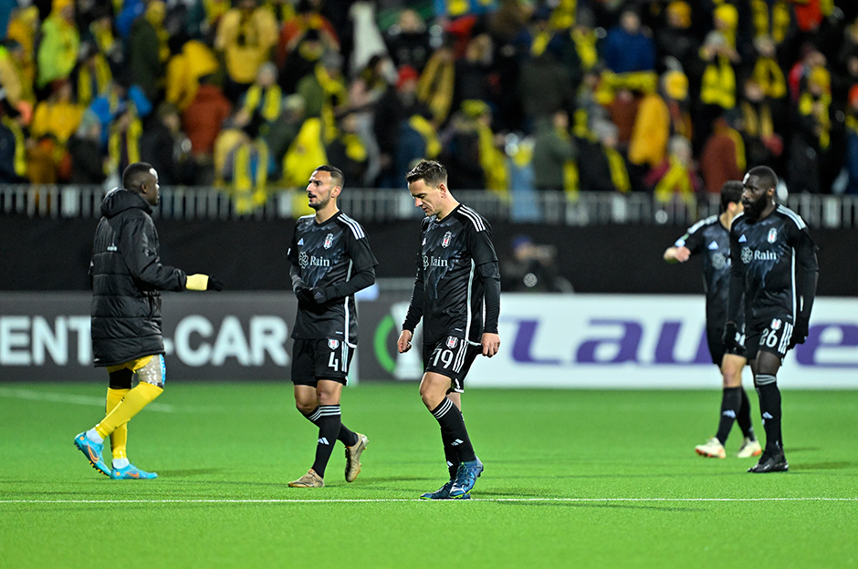 "Beşiktaş'ın oyun karakteri yok" | Spor yazarları Beşiktaş için ne dedi?