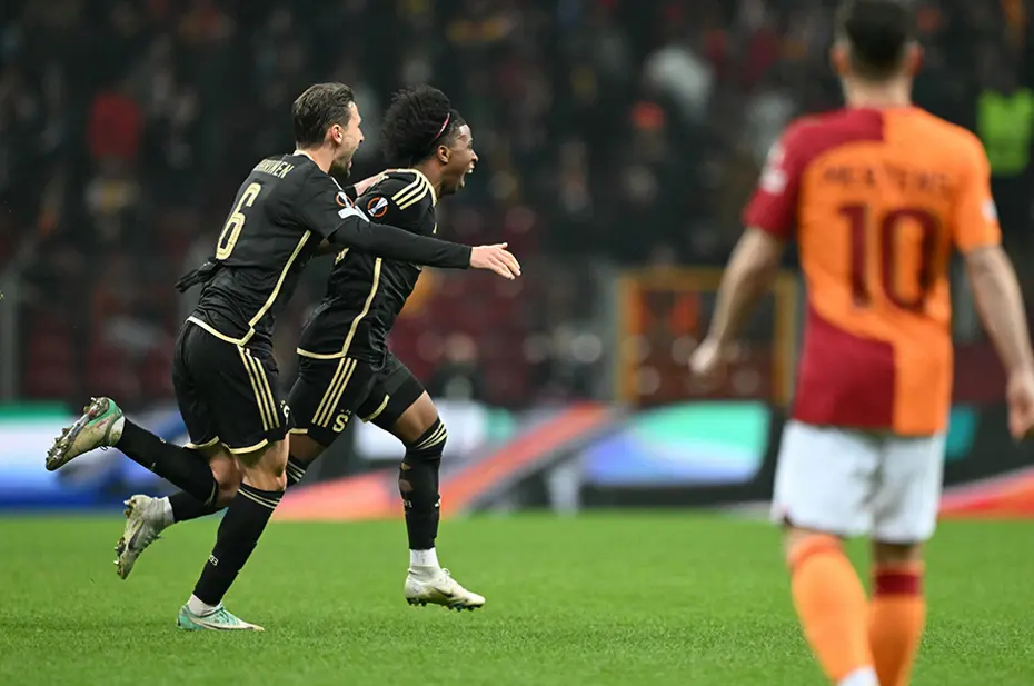 Galatasaray maçlarında yıldızlaşan Preciado'nun yeni rotası Süper Lig mi oluyor? - 4 Galatasaray maçlarında yıldızlaşan Preciado'nun yeni rotası Süper Lig mi oluyor? - 4