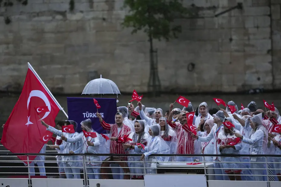 Paris 2024: Açılış töreninde Türkiye - 21 Paris 2024: Açılış töreninde Türkiye - 21