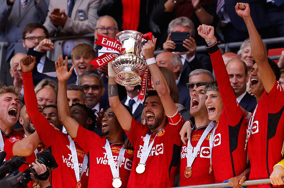 Manchester United, 13. kez F.A. Cup şampiyonu