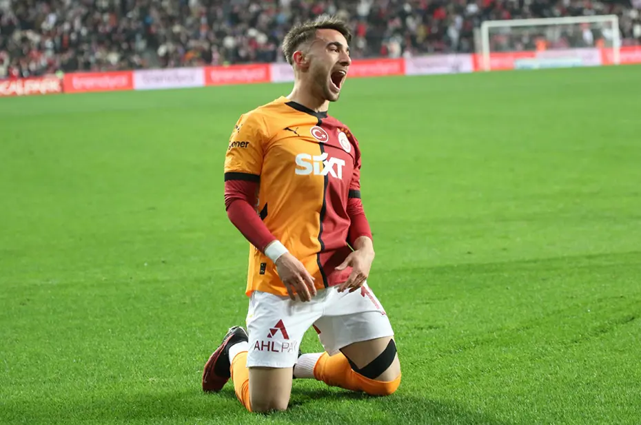 UEFA belirledi: Avrupa Ligi'nde sezonun golü Galatasaray'dan - 3