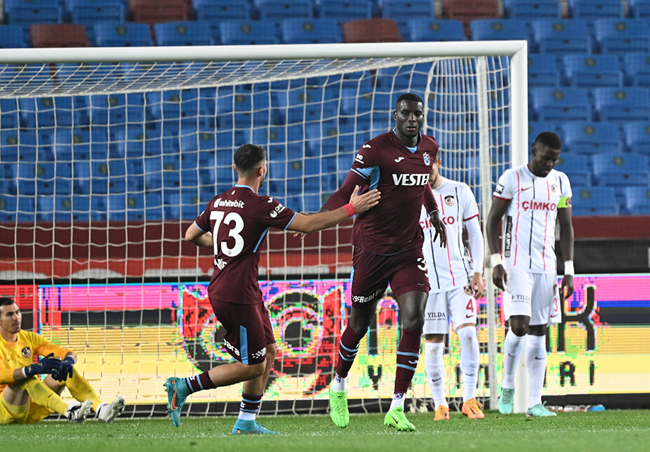 Onuachu böyle istedi: Trabzonspor büyük geri dönüşle 3 puanı aldı