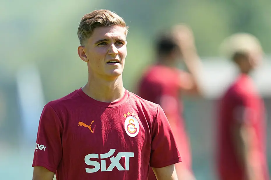 Galatasaray'dan Elias Jelert'le ilgili karar çıktı - 1 Galatasaray'dan Elias Jelert'le ilgili karar çıktı - 1