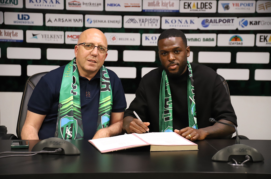 Kocaelispor'dan çifte transfer