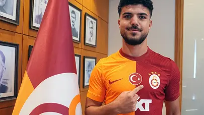Galatasaray'ın yeni transferi Eyüp Aydın: "Çocukluk aşkıma geldim"