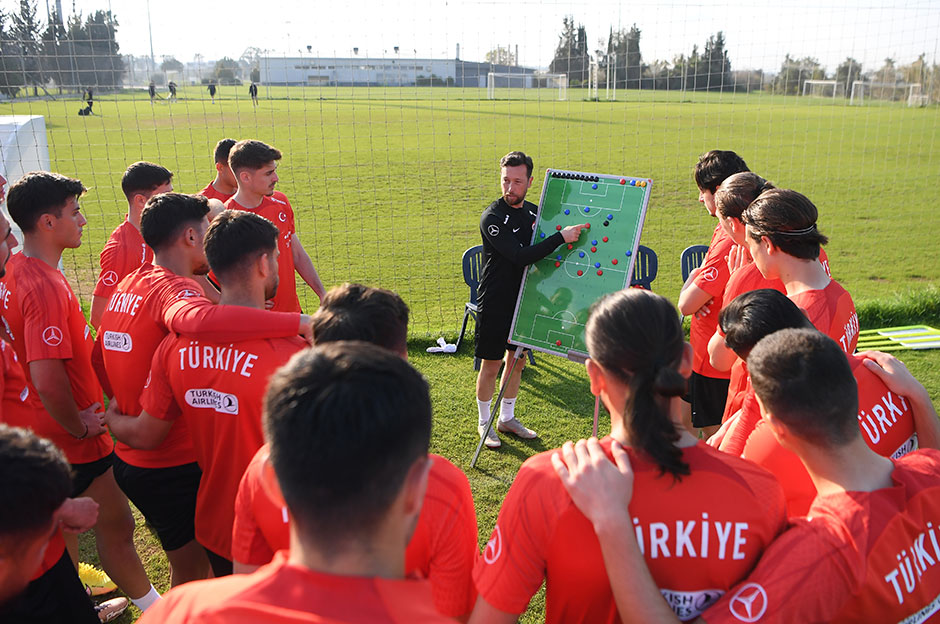 Levent Sürme, Ümit Milli Takım'la ilk maçına çıkıyor