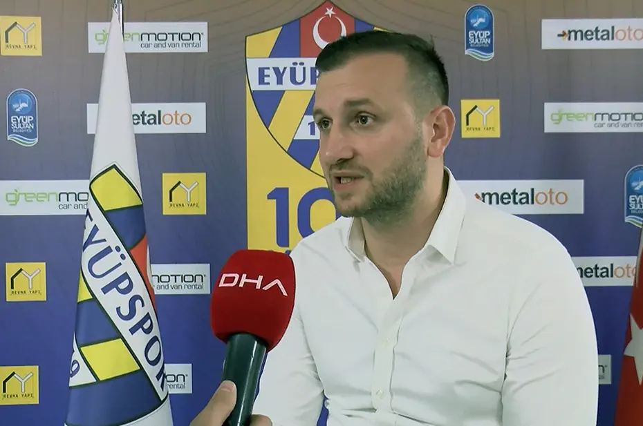 Arda Turan maç sonunda veda etti: Eyüpspor'dan yeni teknik direktör için açıklama - 6