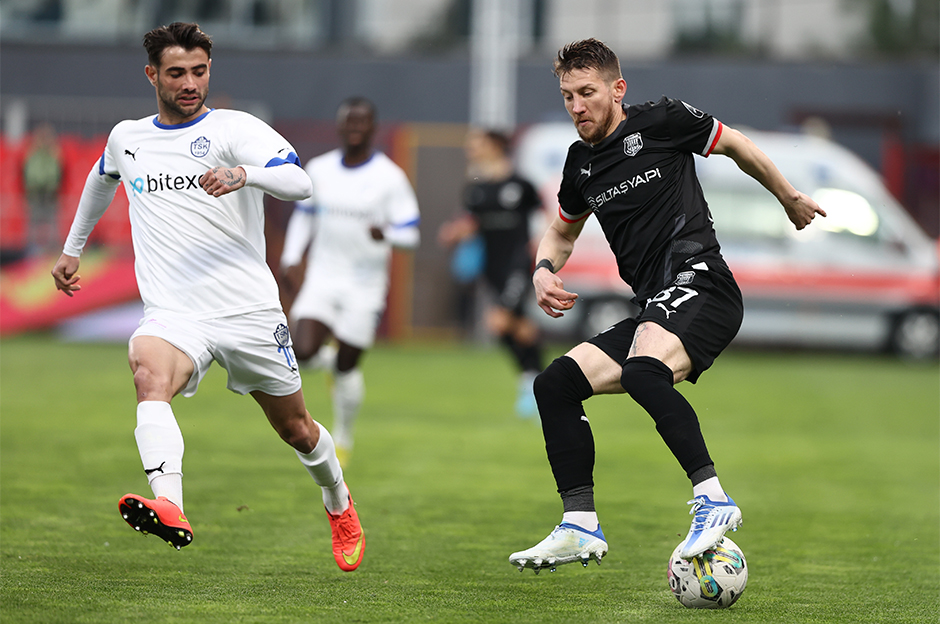 Son dakikalar nefes kesti, galibiyet golü 90+17'de geldi