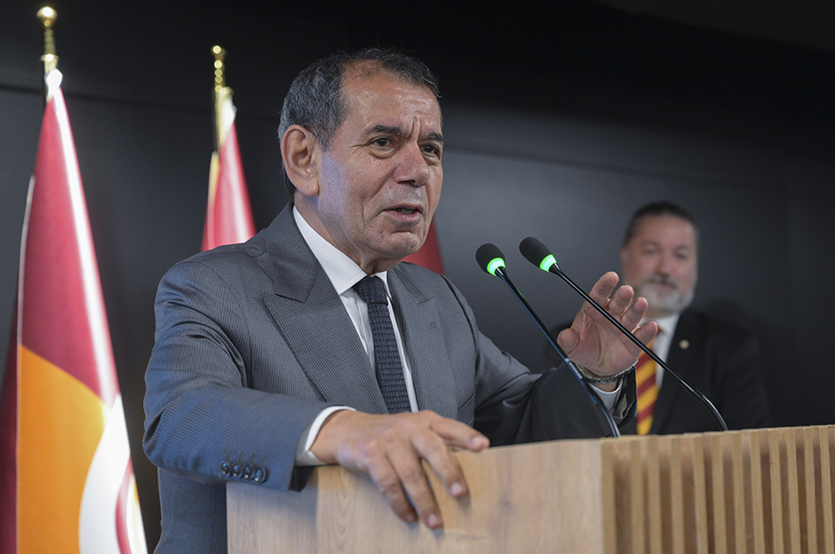 Dursun Özbek bombayı patlattı, transferde 4 isim verdi: "Yıllık maliyeti 10 milyon euro"