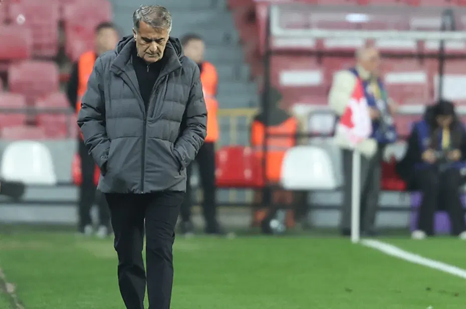 Bu sezon üst üste iki maç kazanamayan Trabzonspor'a sert eleştiri: "Yeter artık bıktırdınız" - 3
