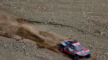 Sainz ve Klein genel klasmanda zirvede