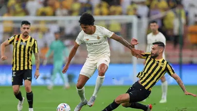 Fenerbahçe'nin eski yıldızından Ronaldo'nun takımına veda