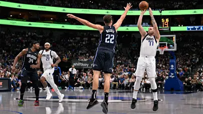 Luka Doncic'ten 32 sayı: Dallas Mavericks farklı kazandı