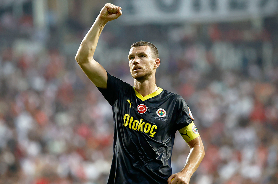 Fenerbahçe, Samsun&#x27;dan 3 puanla dönüyor