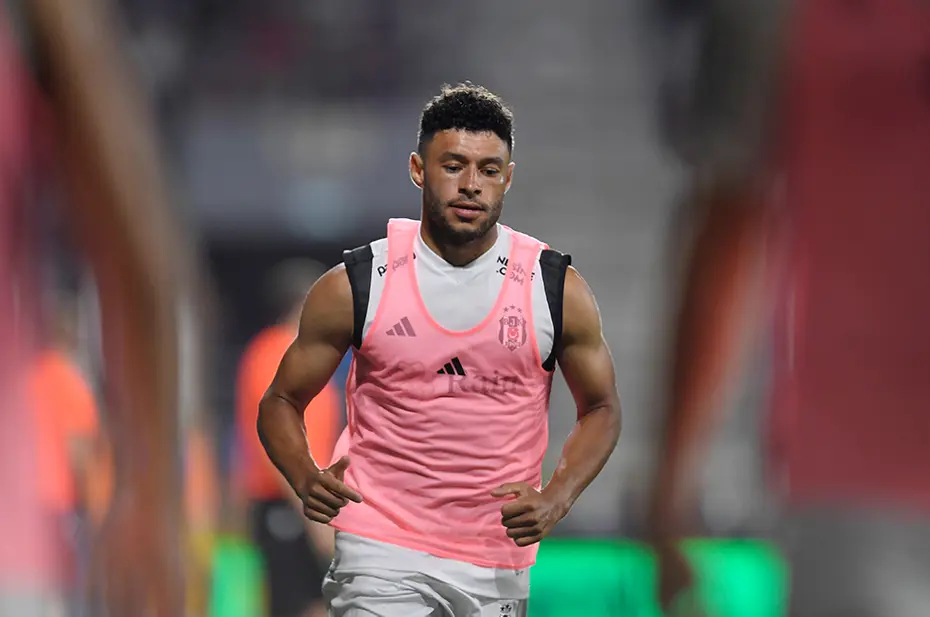 Oxlade-Chamberlain'den Beşiktaş yönetimine şok talep - 4 Oxlade-Chamberlain'den Beşiktaş yönetimine şok talep - 4