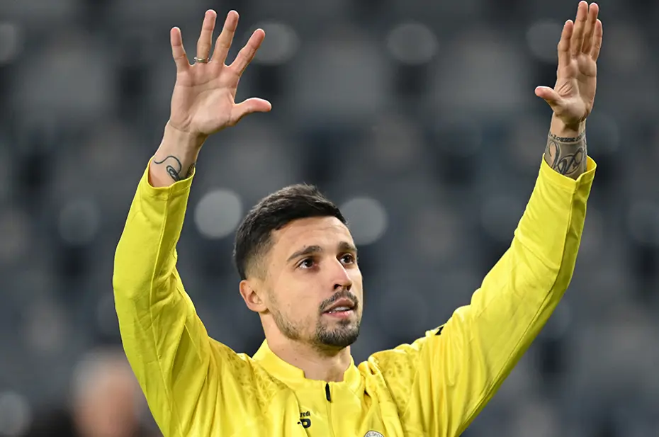 Rade Krunic teklifi kabul etti: Transfer gerçekleşiyor - 6 Rade Krunic teklifi kabul etti: Transfer gerçekleşiyor - 6