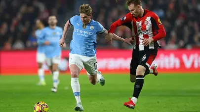 İkinci 45'te 4 gol: Manchester City 2 farklı üstünlüğü koruyamadı