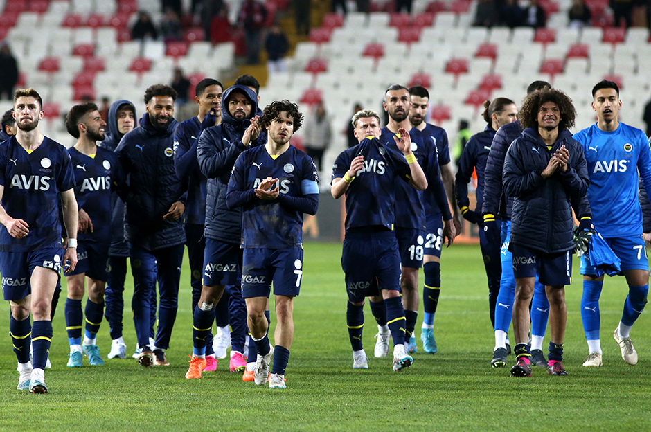 Fenerbahçe'nin kupa finali kadrosu belli oldu