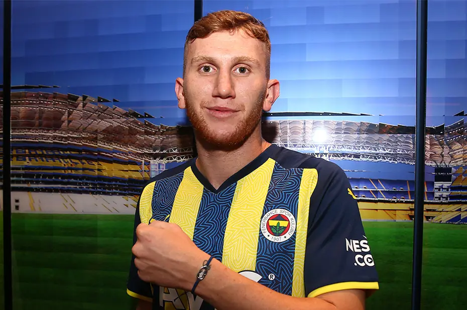 Aylar sonra tribünde ortaya çıkmıştı: Fenerbahçe'de ayrılık gerçekleşiyor - 9
