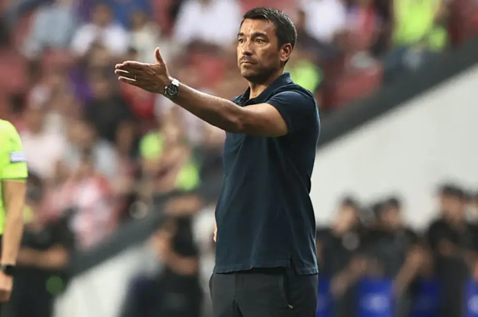 "Yazan ve yöneten Van Bronckhorst" | Spor yazarları, Beşiktaş'ın farklı zaferini değerlendirdi - 2