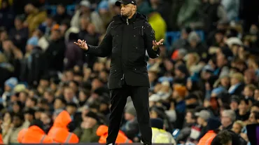 Vincent Kompany'ye biri ertelemeli 2 maç ceza