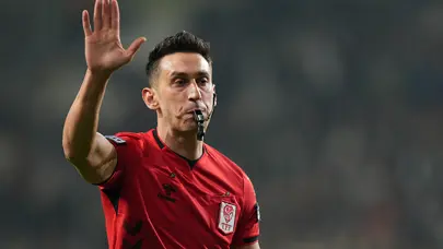 Yusuf Erdoğan'dan Fenerbahçe maçı sonrası olay itiraf: "Hakem özür diledi"