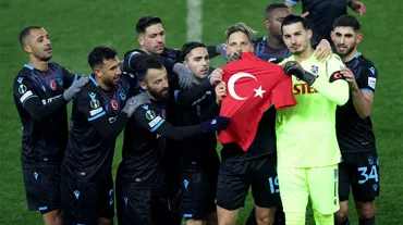 Trabzonspor avantajı tek golle yakaladı
