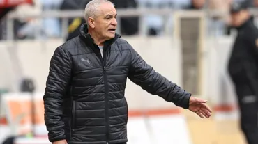 Rıza Çalımbay'dan hakem tepkisi: "Bu kadar kötü yönetmemeleri gerekiyor"