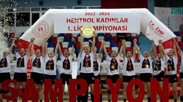 Hentbol Kadınlar 1. Lig'de şampiyon Bursa Büyükşehir Belediyesi