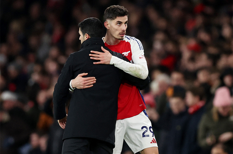 Arsenal'a bir kötü haber daha: Yıldız futbolcu sezonu kapattı